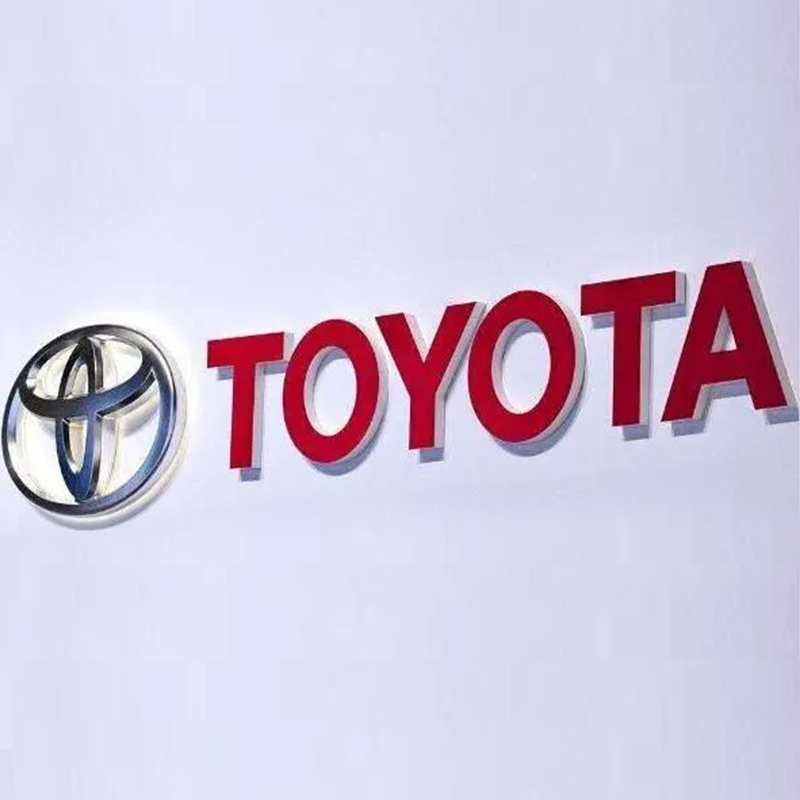 53 kilowatthodín elektriny na kilogram vodíka! Toyota využíva technológiu Mirai na vývoj zariadení PEM buniek