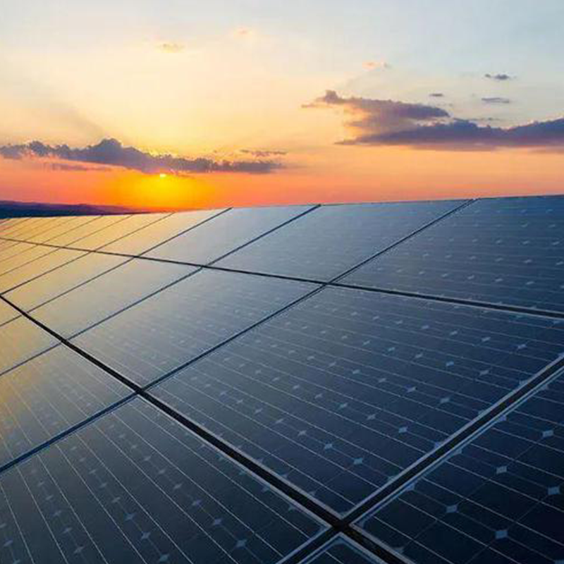 Nová stratégia SAE strojnásobí obnoviteľnú energiu do siedmich rokov