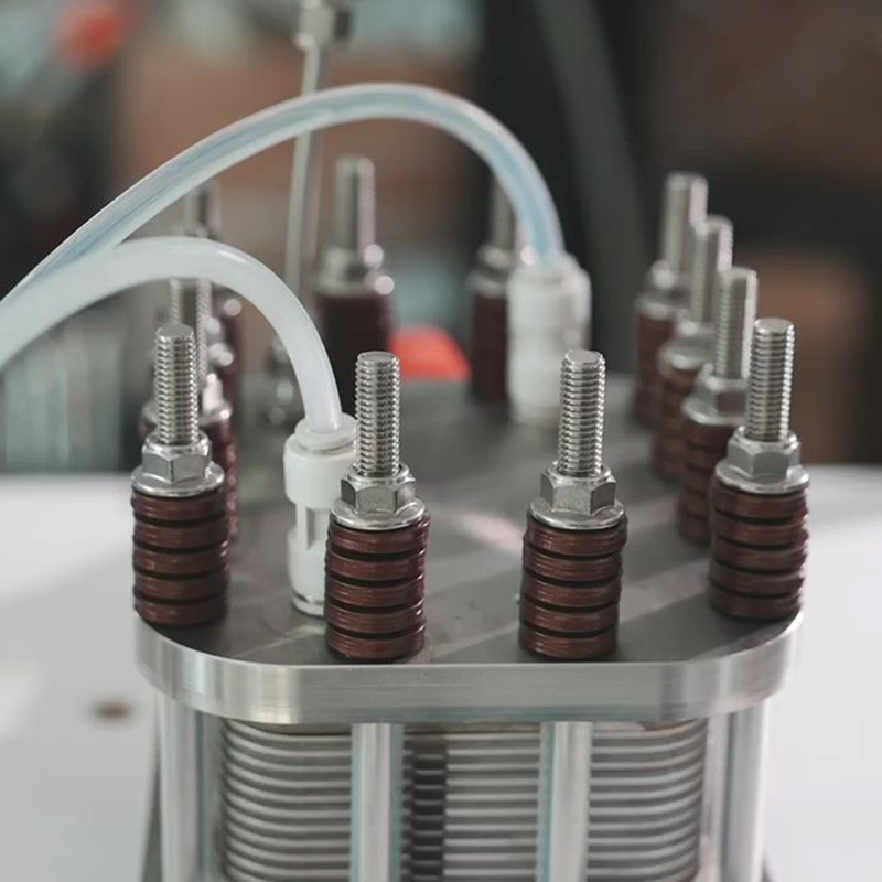 Analýza funkčných faktorov ovplyvňujúcich výkon elektrolýzy vody PEM